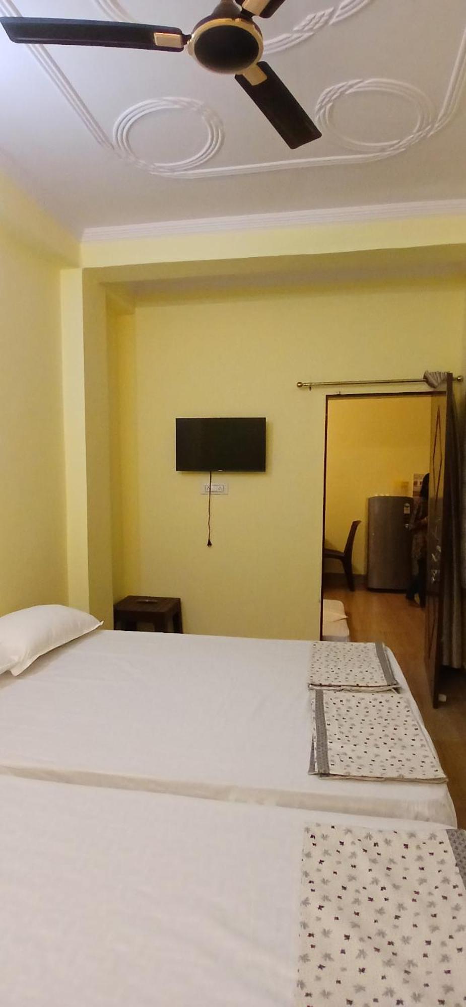 Incredible Banaras Inn พาราณสี ภายนอก รูปภาพ